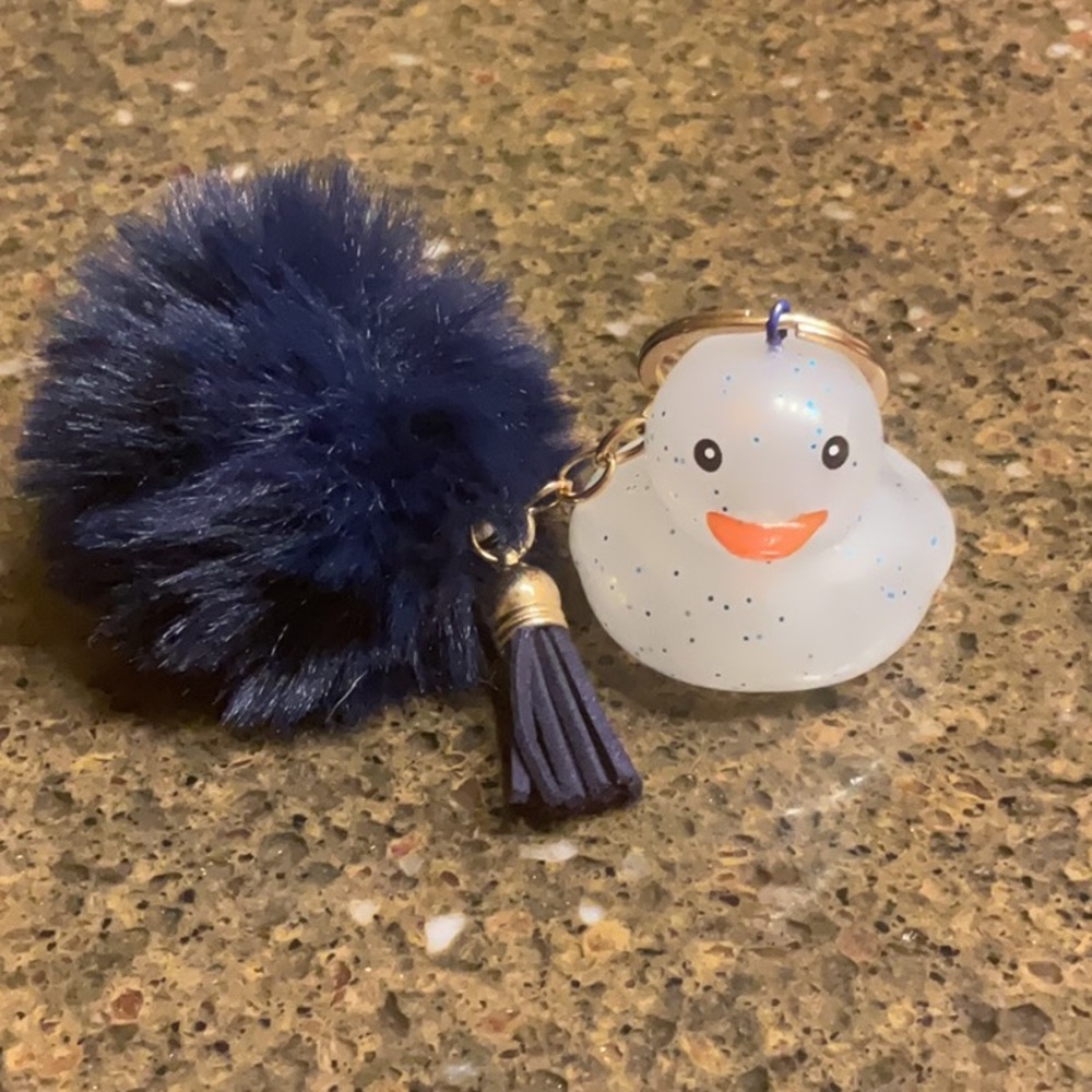 BLUE SPARKLE BONNIE RUBBER DUCKIE